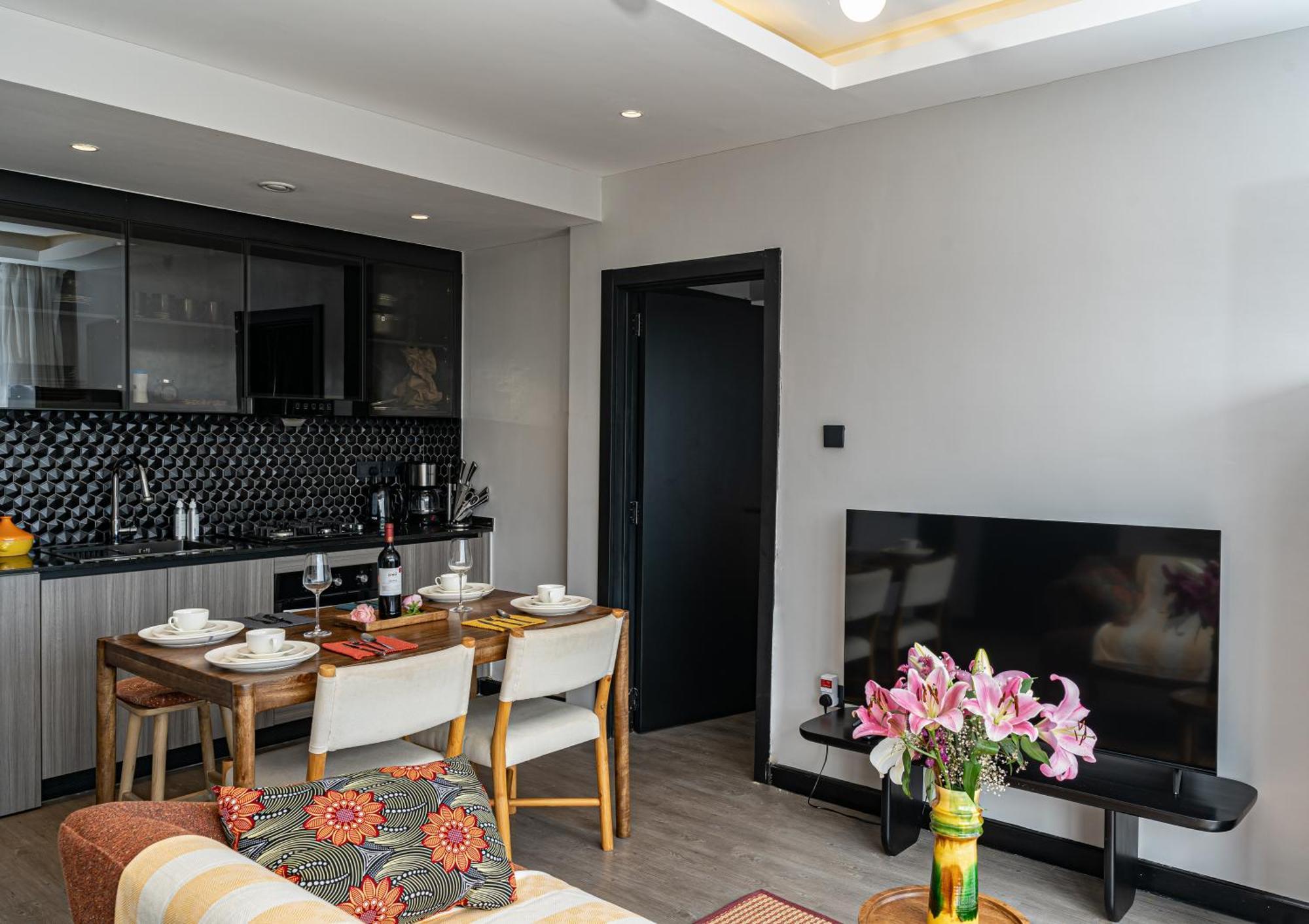 Escada Studio & 2-Bedroom, Rooftop Swimming Pool, Gym, Workspace, Wonderiss Homes Westland Living Nairobi Exterior foto